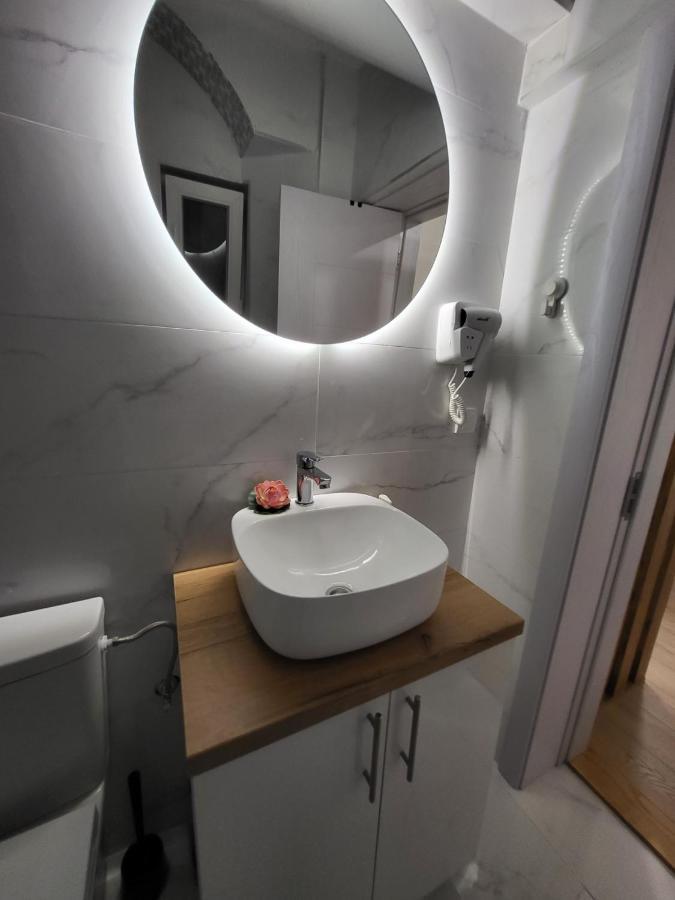 Harmony Suites Sajmiste Exteriér fotografie